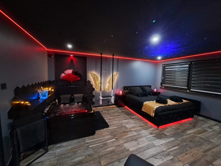 Maison Jacuzzi Cinéma Nightroom