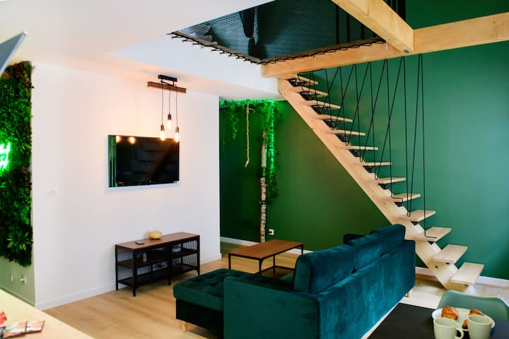 La Suite Oasis - Balnéo - Jungle Room