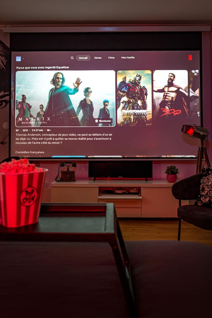 Cinéma chic - Vidéoprojecteur - Netflix