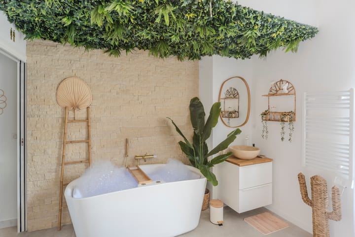 La Suite Jardin Secret (jacuzzi)