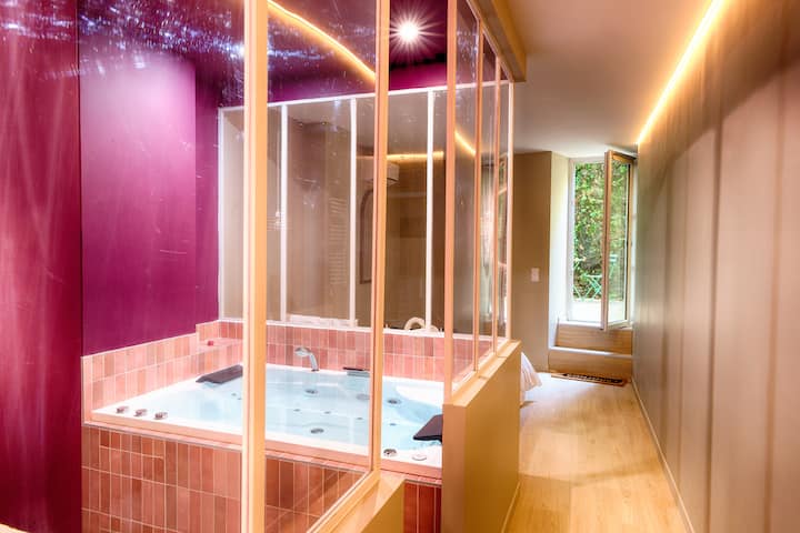 La Suite Le Bonbon Love - Balnéo Privée