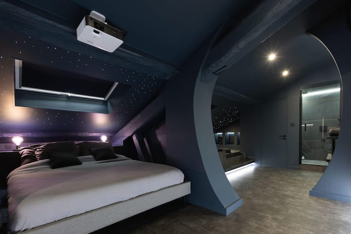 Suite Moonlight - Jacuzzi & Cinéma