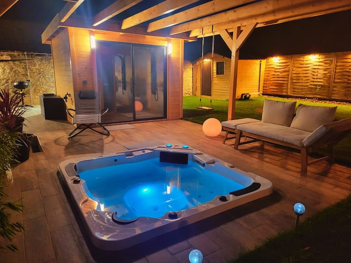 La Villa Aliénor - Spa et Cinéroom