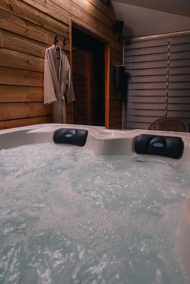 Suite Joséphine - Jacuzzi, Sauna, Spa privatif