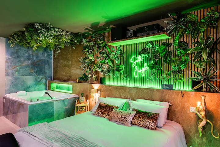 Suite Jungle - Love room spa, sauna, cinéma
